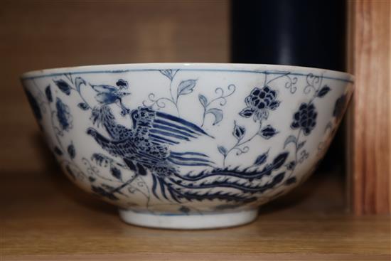 A Chinese blue and white bowl diameter 20.5cm